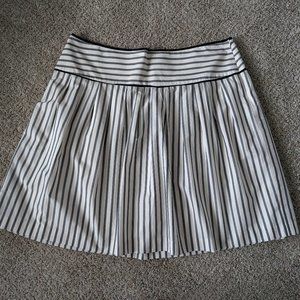 Ann Taylor White and Black Striped A-Line Skirt